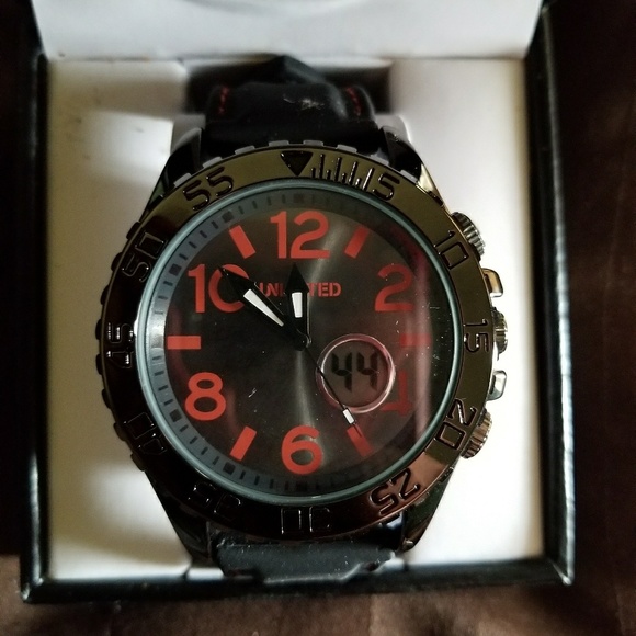 Wrist watch - Picture 2 of 2